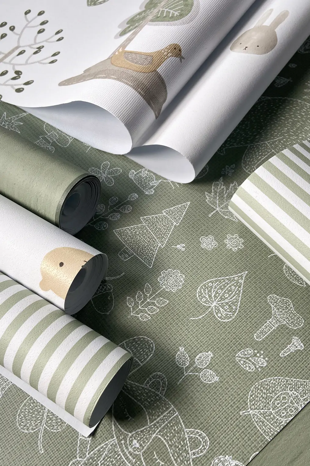 WHITELINE DECOR WALLPAPER
