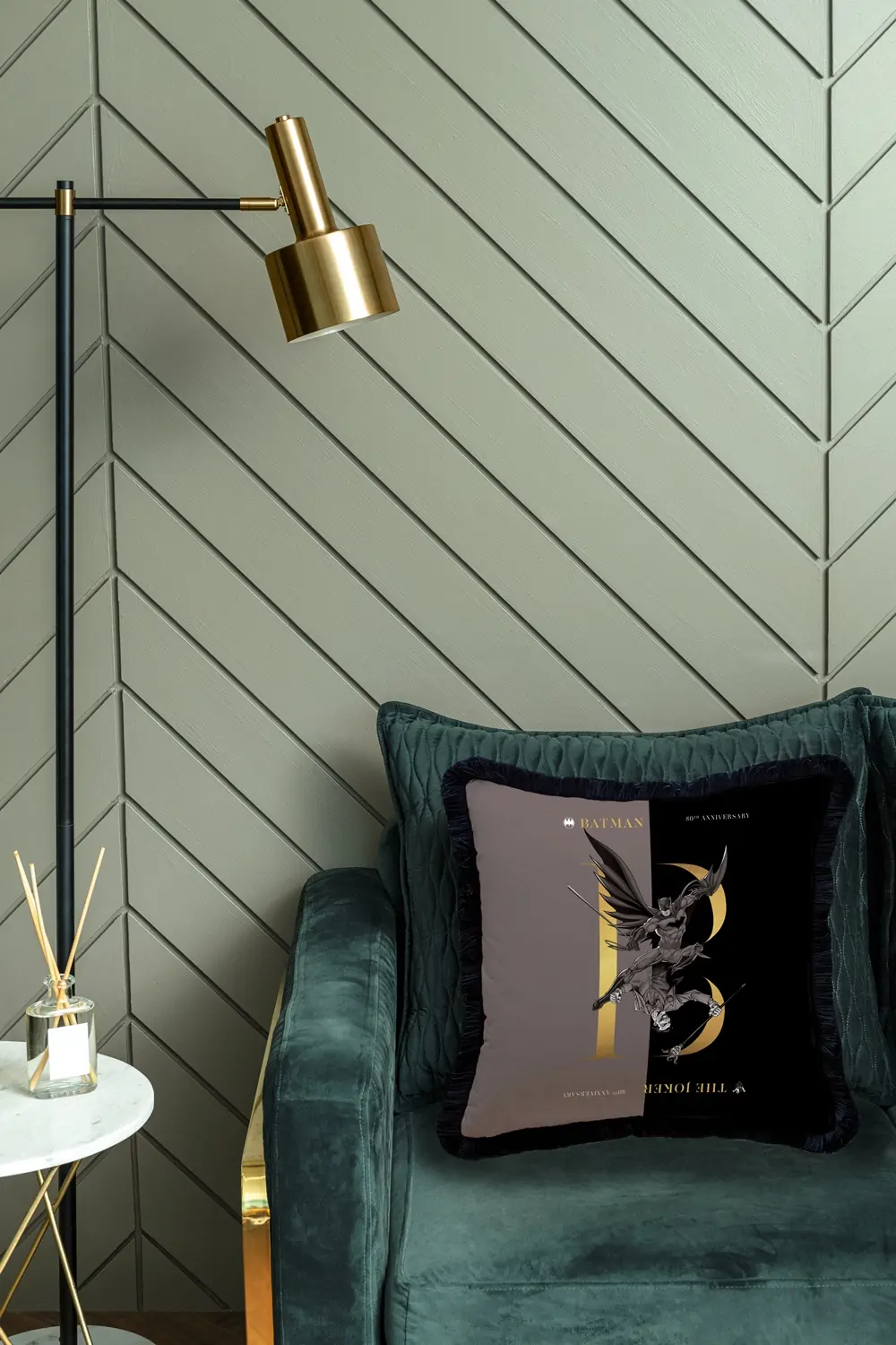 CUSHION / EY323