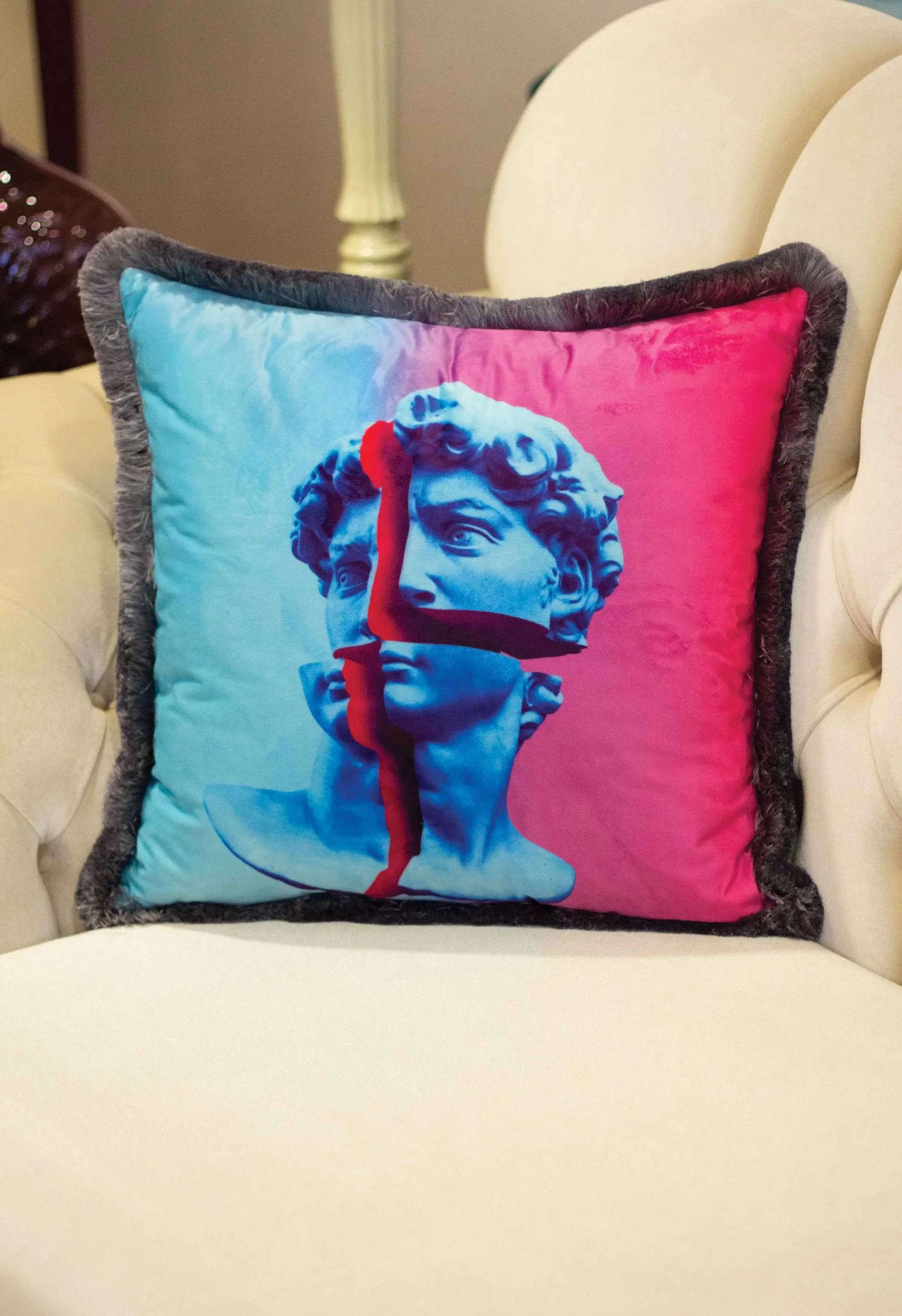 CUSHION / EY292