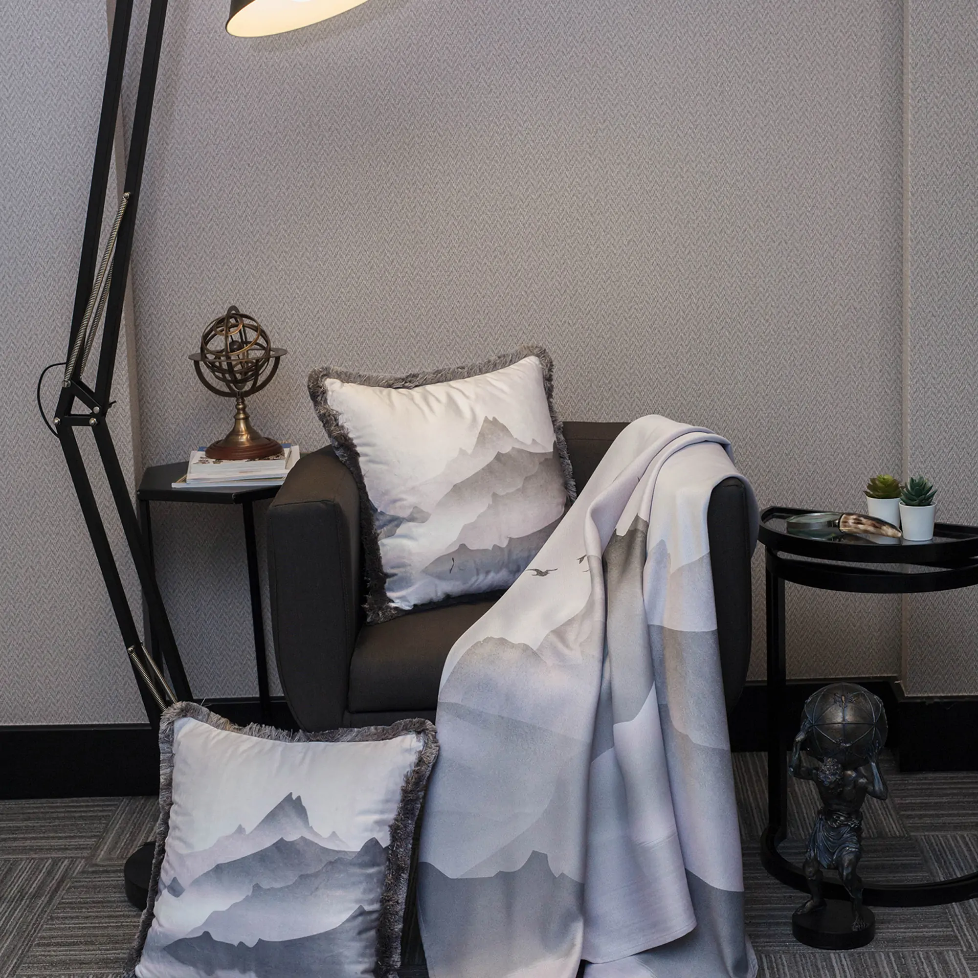 CUSHION / EY114 - Image 3